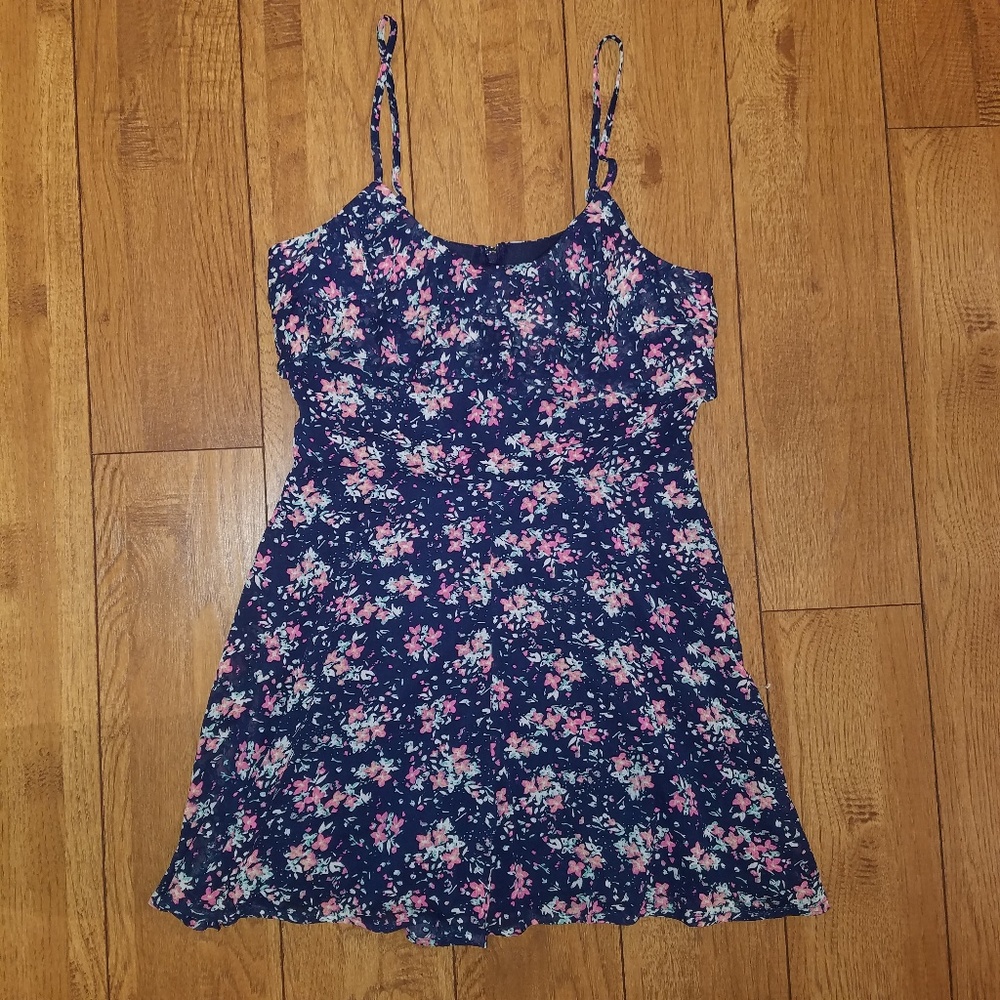 Candies navy floral romper jumpsuit size 5